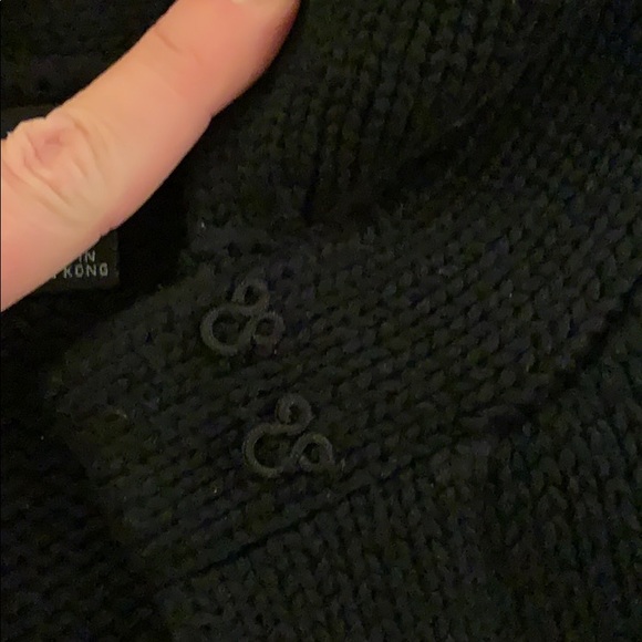 Banana Republic button down sweater. - Picture 5 of 5